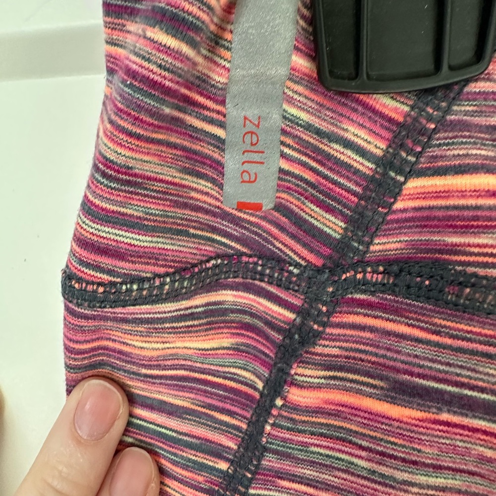 Zella Multicolor Capri Leggings - Picture 3 of 3